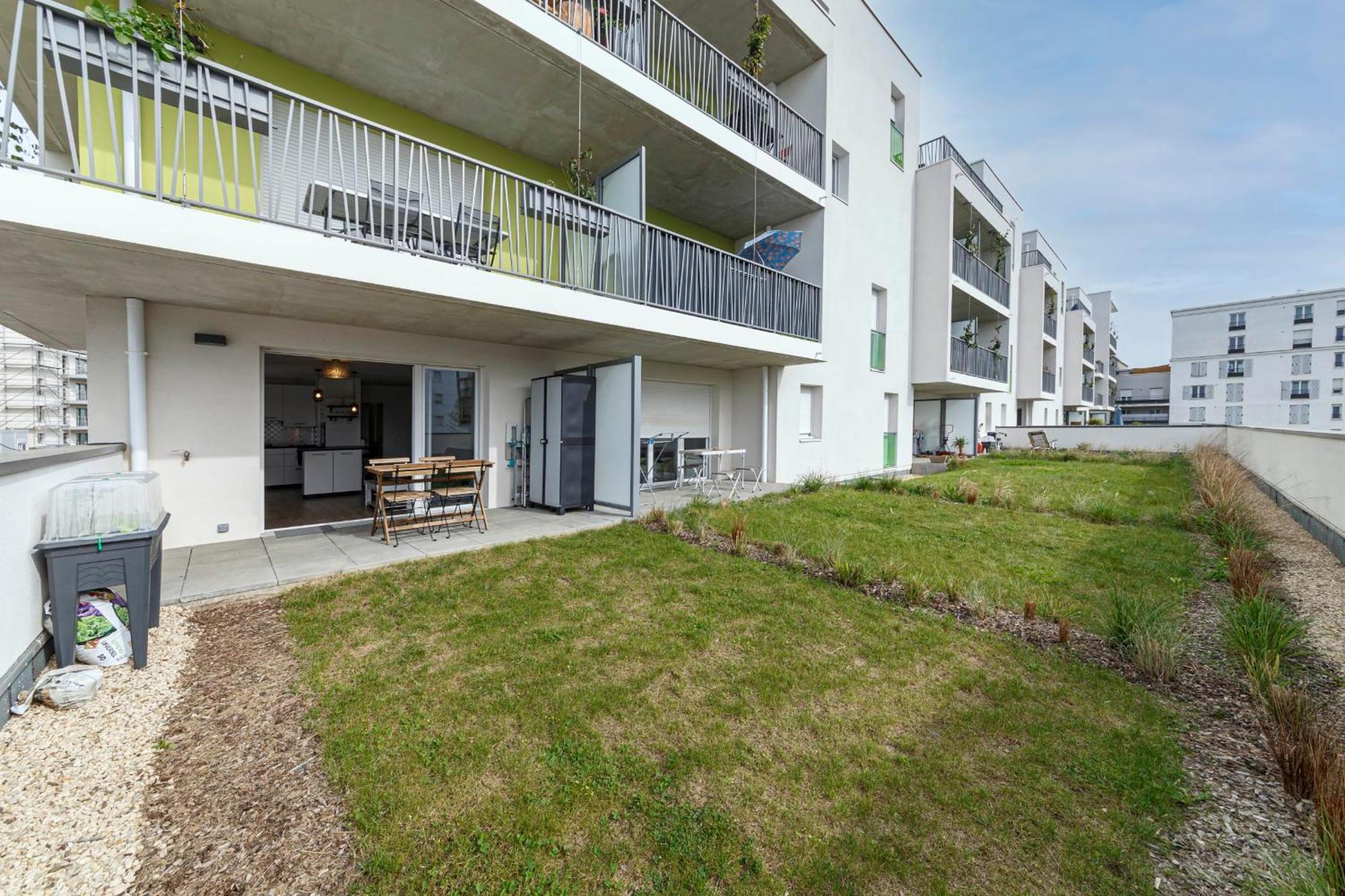 Ferienwohnung T2 Terrasse -Terra Botanica Et Aquavita Angers Exterior foto